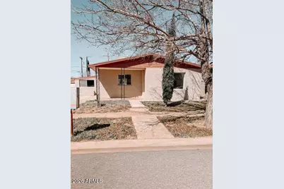 916 E 4th Street, Douglas, AZ 85607 - Photo 1