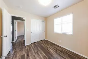 5404 S 28th Ave, Phoenix, AZ 85041 - Photo 13