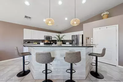 17630 W Spring Lane, Surprise, AZ 85388 - Photo 11