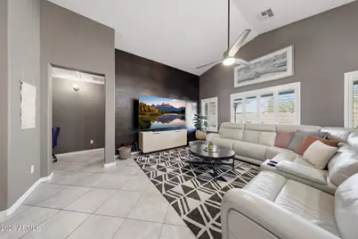 17630 W Spring Lane, Surprise, AZ 85388 - Photo 9