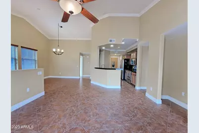 14575 W Mountain View Boulevard #Unit 323, Surprise, AZ 85374 - Photo 11