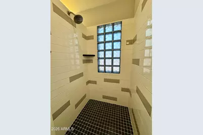 8667 E Pinchot Avenue, Scottsdale, AZ 85251 - Photo 17