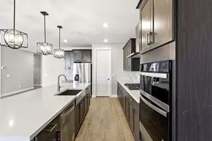 15775 W Honeysuckle Dr, Surprise, AZ 85387 - Photo 23