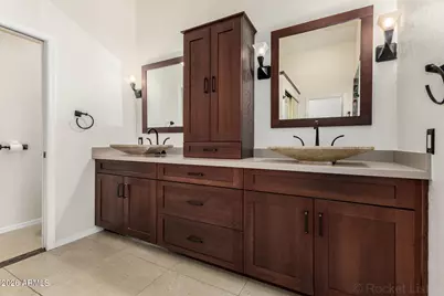 5602 W Mercer Lane, Glendale, AZ 85304 - Photo 5