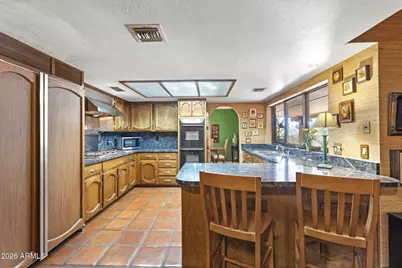 9711 E Becker Lane, Scottsdale, AZ 85260 - Photo 9