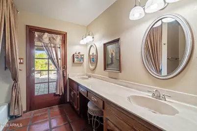9711 E Becker Lane, Scottsdale, AZ 85260 - Photo 21