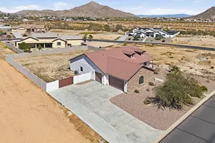 10276 W Mustang Dr, Casa Grande, AZ 85194 - Photo 7