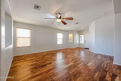 7423 W Pueblo Avenue, Phoenix, AZ 85043 - Photo 3