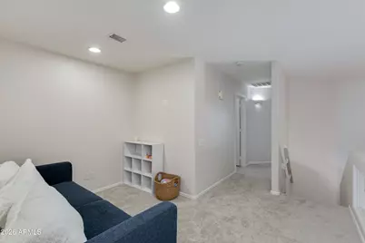 8652 E Nido Avenue, Mesa, AZ 85209 - Photo 13