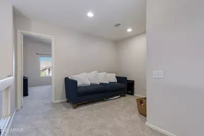 8652 E Nido Avenue, Mesa, AZ 85209 - Photo 5