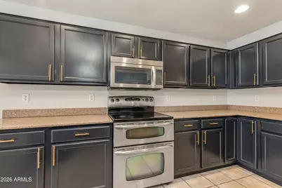 8652 E Nido Avenue, Mesa, AZ 85209 - Photo 11