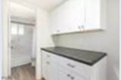 6049 W Laurie Lane #Apt 7, Glendale, AZ 85302 - Photo 13