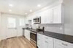 6049 W Laurie Ln, Glendale, AZ 85302 - Photo 7