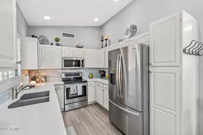 14300 W Bell Road #321, Surprise, AZ 85374 - Photo 11