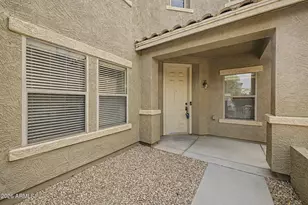 13619 W Watson Ln, Surprise, AZ 85379 - Photo 5