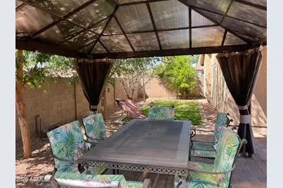 3921 E Graythorn Street, Phoenix, AZ 85044 - Photo 9