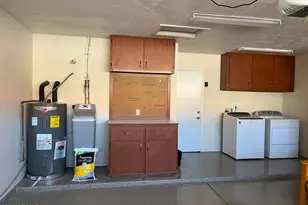 3921 E Graythorn St, Phoenix, AZ 85044 - Photo 41