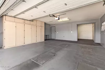 10701 W Meade Drive, Sun City, AZ 85351 - Photo 25