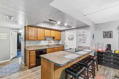 2014 W Highland Avenue, Phoenix, AZ 85015 - Photo 3