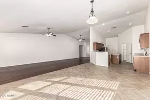 2202 W Carter Rd, Phoenix, AZ 85041 - Photo 9