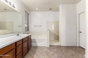 2202 W Carter Rd, Phoenix, AZ 85041 - Photo 21