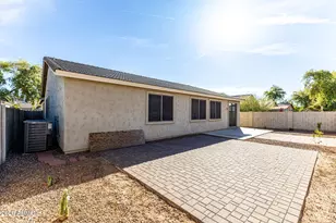 2202 W Carter Rd, Phoenix, AZ 85041 - Photo 35