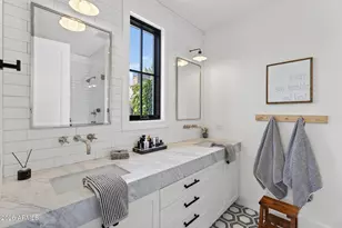 5217 E Calle Redonda, Phoenix, AZ 85018 - Photo 37