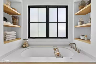 5217 E Calle Redonda --, Phoenix, AZ 85018 - Photo 23