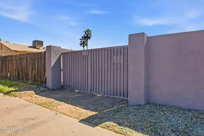 18027 N 34th Lane, Phoenix, AZ 85053 - Photo 23