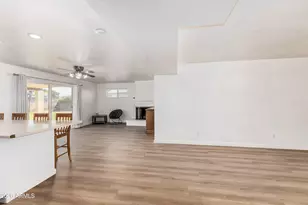 409 E Hermosa Cir, Tempe, AZ 85282 - Photo 17