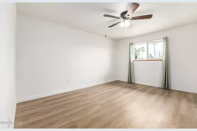 409 E Hermosa Circle, Tempe, AZ 85282 - Photo 17