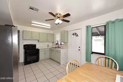 6812 S 4th Avenue, Phoenix, AZ 85041 - Photo 7