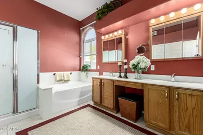 20008 N Coyote Lakes Parkway, Surprise, AZ 85378 - Photo 17