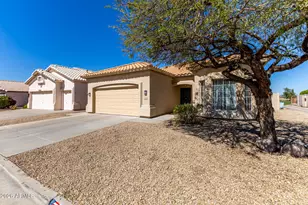 20008 N Coyote Lakes Pkwy, Surprise, AZ 85378 - Photo 3