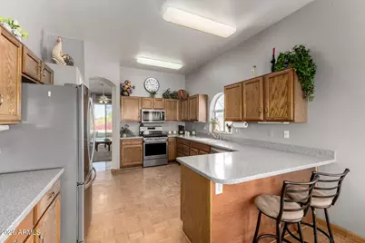 20008 N Coyote Lakes Parkway, Surprise, AZ 85378 - Photo 11