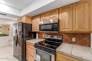 25231 S Lakeway Dr, Sun Lakes, AZ 85248 - Photo 13