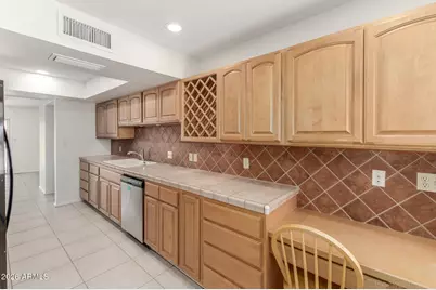 25231 S Lakeway Drive, Sun Lakes, AZ 85248 - Photo 11