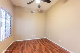 1049 W Vaughn Ave, Gilbert, AZ 85233 - Photo 9