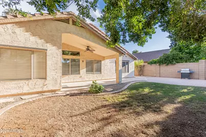 1049 W Vaughn Avenue, Gilbert, AZ 85233 - Photo 7