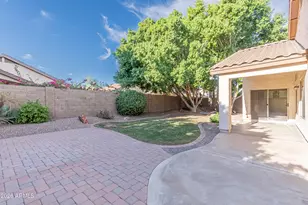 1049 W Vaughn Ave, Gilbert, AZ 85233 - Photo 5