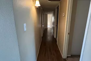 6540 W Hazelwood St, Phoenix, AZ 85033 - Photo 11