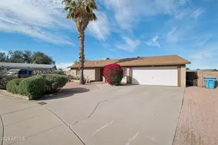 4045 W Camino Acequia, Phoenix, AZ 85051 - Photo 3