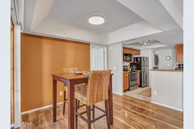 1333 E Morten Avenue #105, Phoenix, AZ 85020 - Photo 9