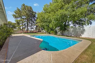 2951 N Carriage Ln, Chandler, AZ 85224 - Photo 29