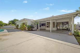 2951 N Carriage Ln, Chandler, AZ 85224 - Photo 31