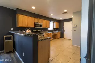 2674 S Seton Ave, Gilbert, AZ 85295 - Photo 11