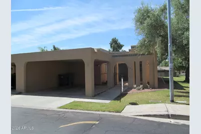 901 E Cochise Drive, Phoenix, AZ 85020 - Photo 1