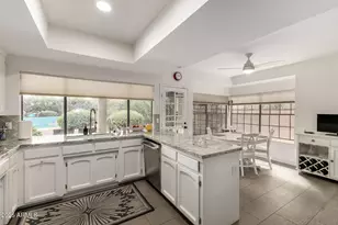 9825 E Turquoise Ave, Scottsdale, AZ 85258 - Photo 11