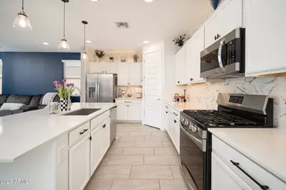 2628 W Huntington Drive, Phoenix, AZ 85041 - Photo 7