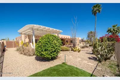 9405 W Briarwood Circle, Sun City, AZ 85351 - Photo 35